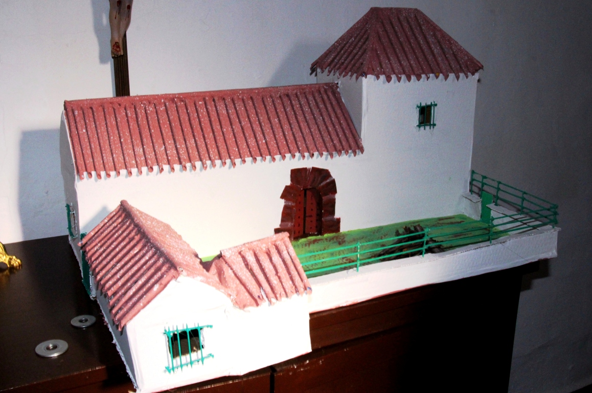 -Maqueta de la ermita