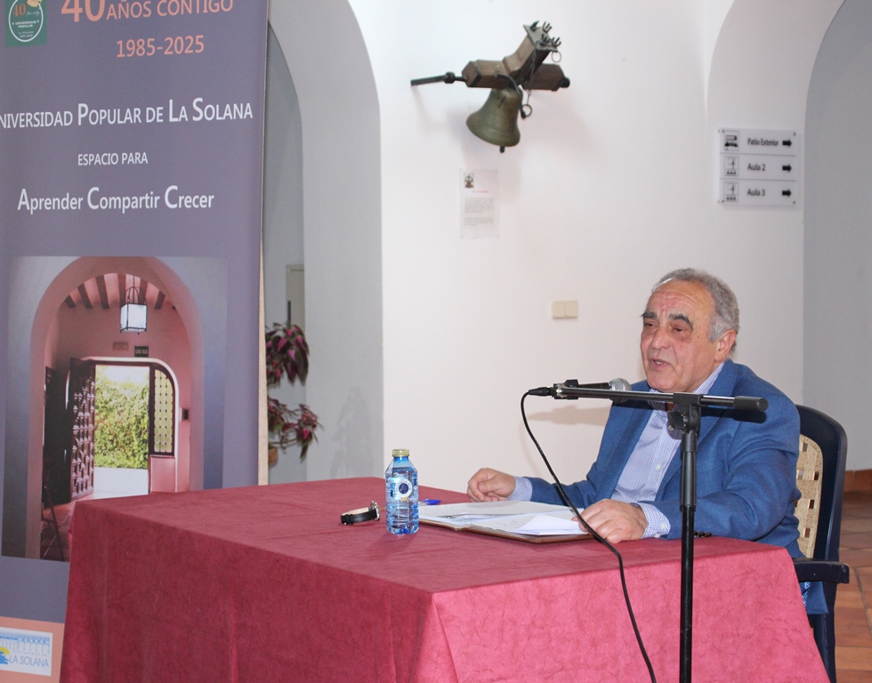 - Charla y expo UP Paulino