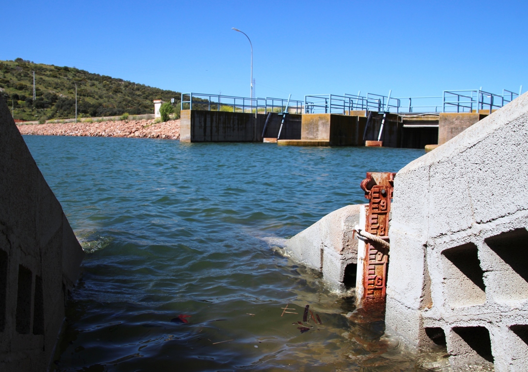 -El pantano del Puerto Vallehermoso se acerca al lleno