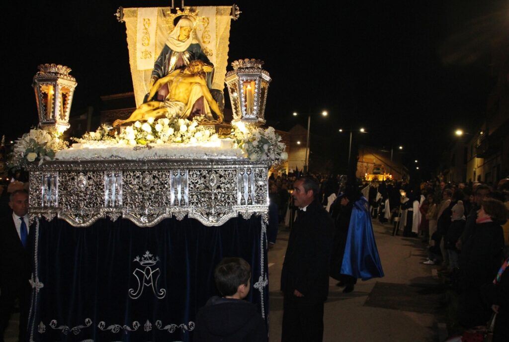 -Angustias desfile Viernes Santo 2024