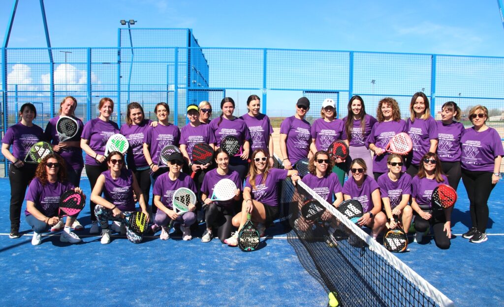 - Torneo Pádel Mujeres todas