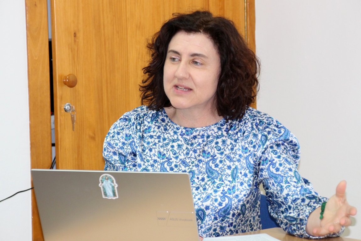 -Inmaculada Serrano durante su charla