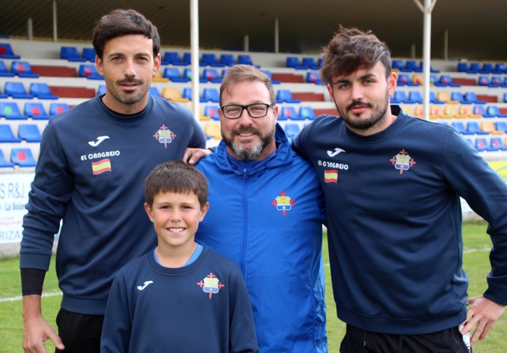 -Manolo Julián Falcón e Iván Riveiro 8-5-25