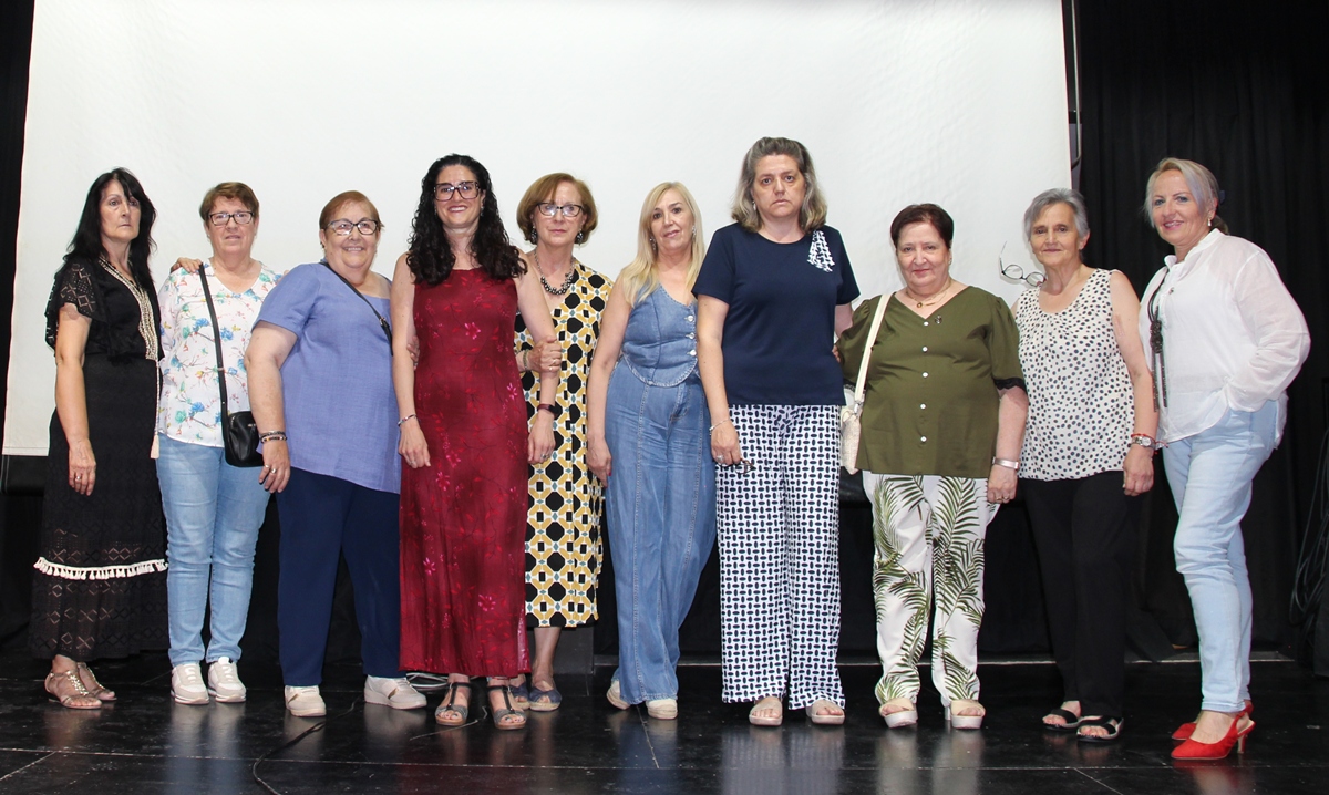 - Acto AECC nueva junta