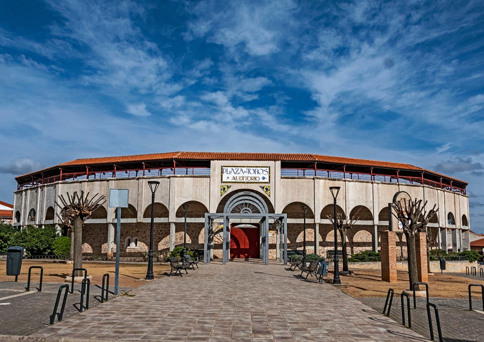 -Coso_calle_Alhambra.jpg
