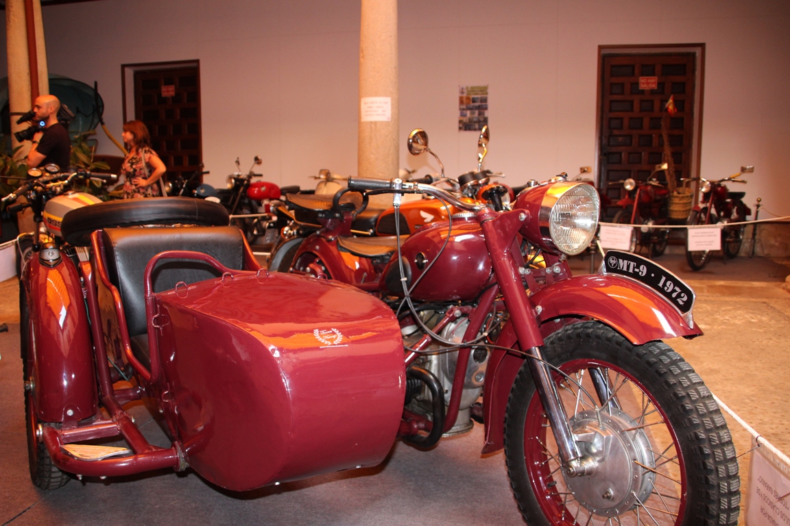 -Esta Ural con sidecar es una de las piezas más curiosas