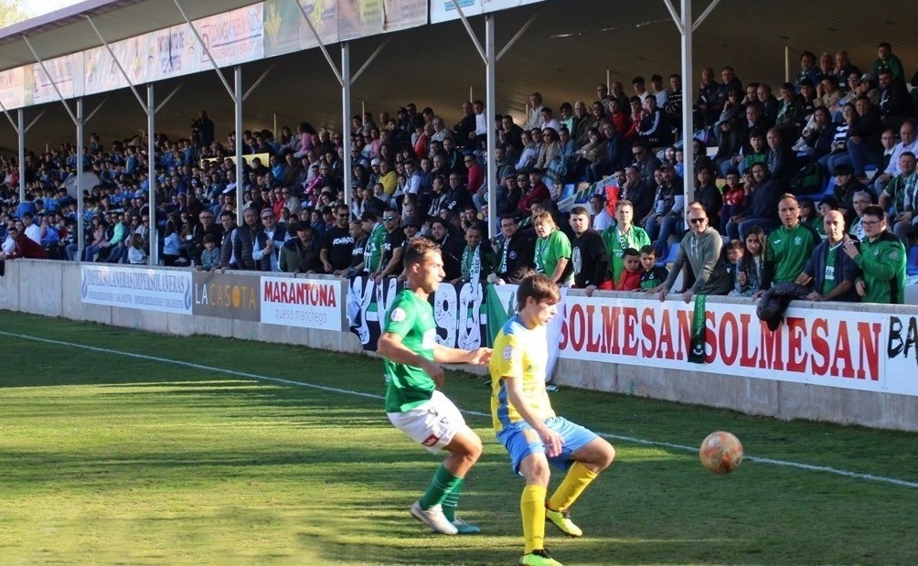 -Jesús Moreno en un partido contra el Toledo en la temporada 22-23