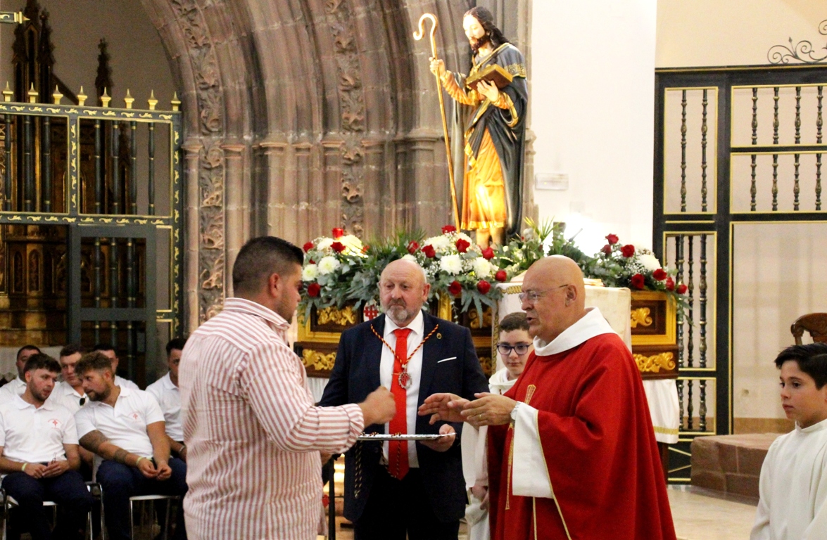 -Ofrendas al Apóstol
