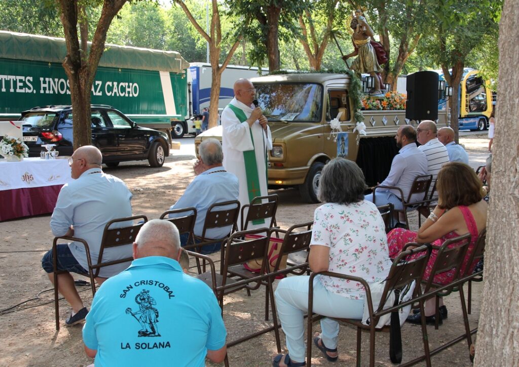 - San Cristóbal eucaristía