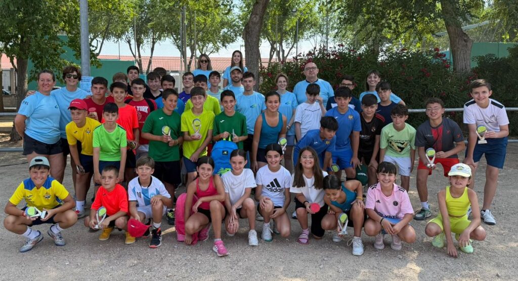 - Torneo pádel niños
