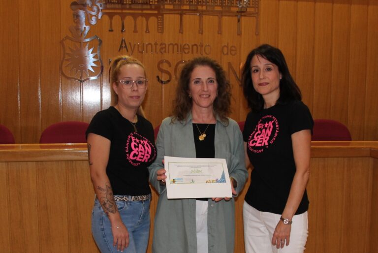 - Entrega cheque AECMM