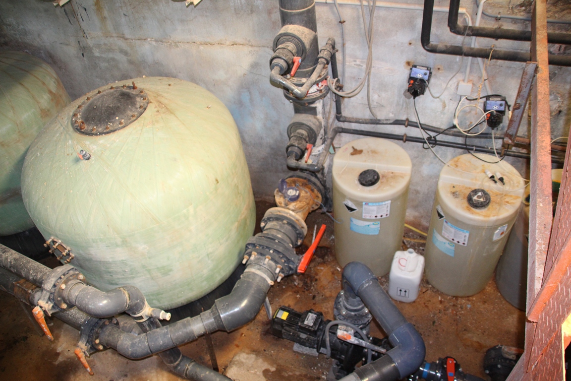 -Estado de la depuradora de la piscina municipal