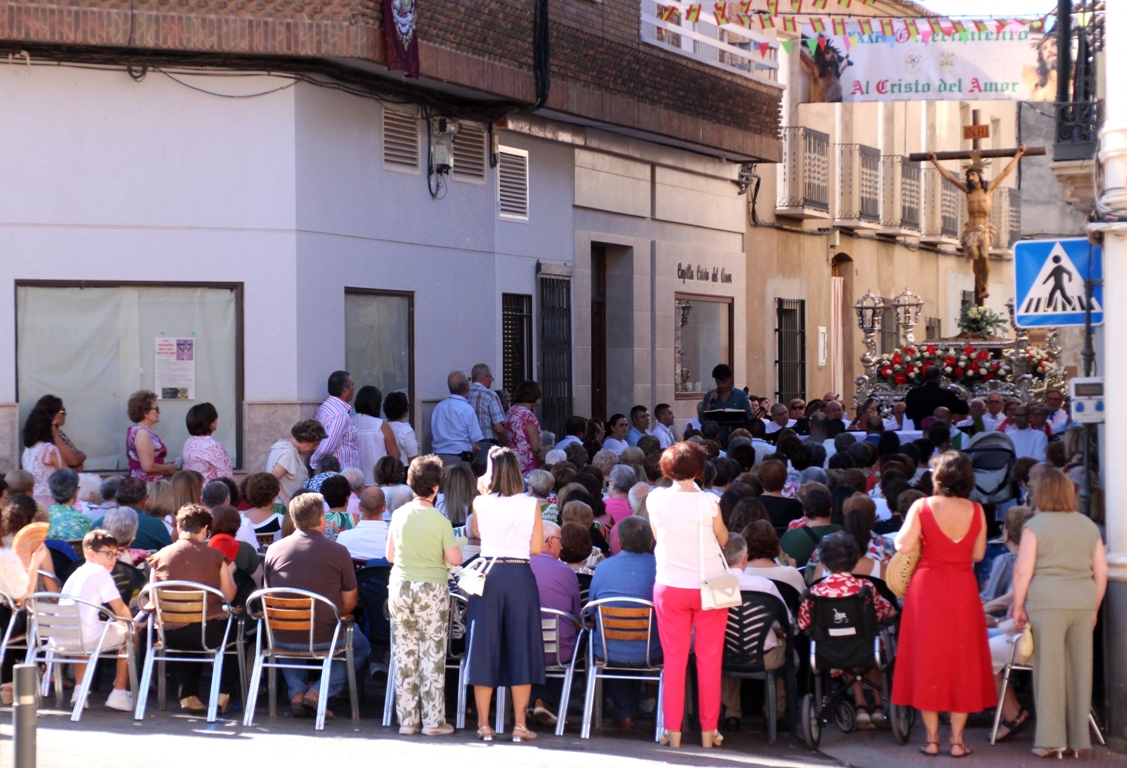 -Misa de campaña en el rasillo del Cristo del Amor