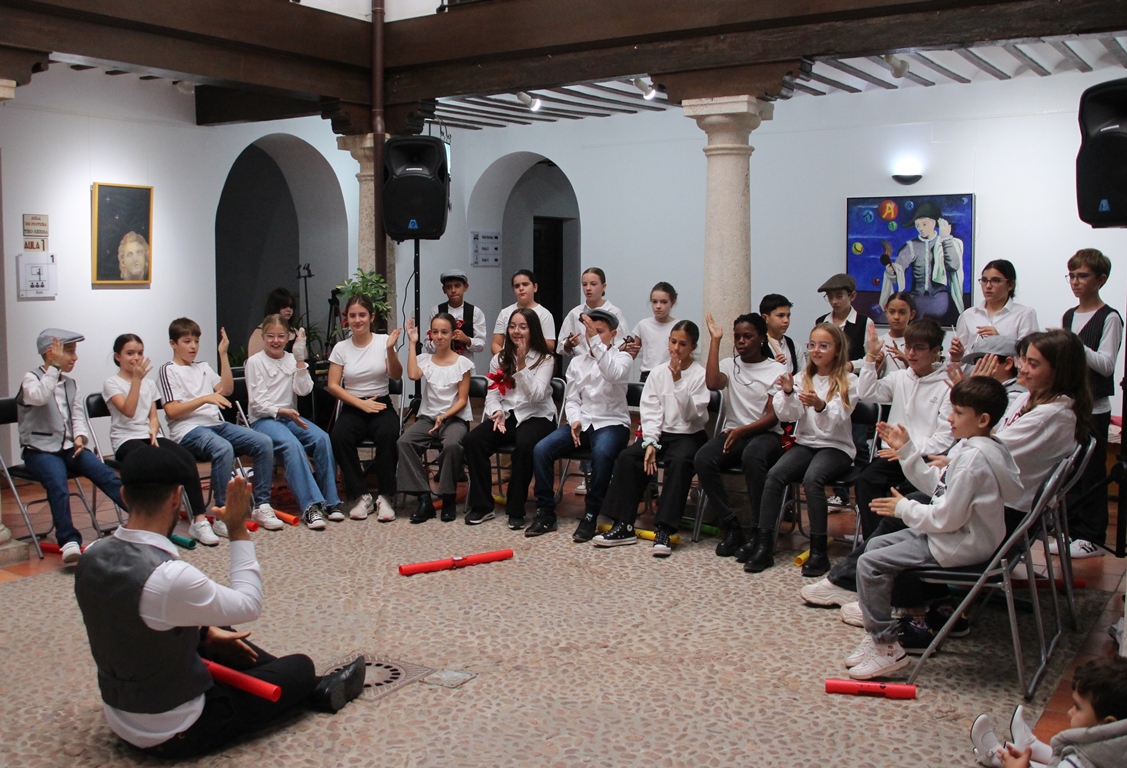 - J Escolares Casa Encomienda