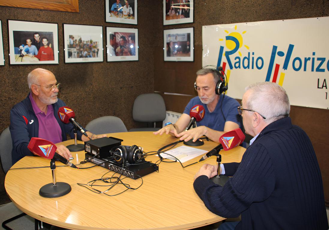 -Luis_Romero_y_Ramón_López_en_Radio_Horizonte.jpg