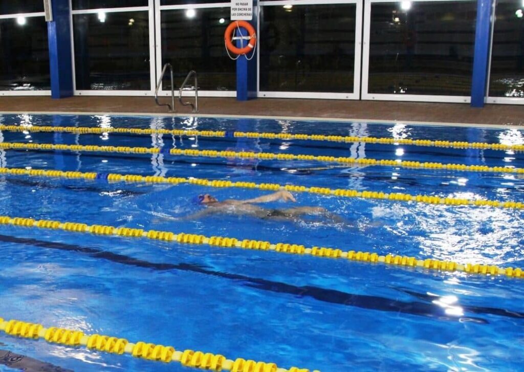 -Piscina cubierta de La Solana