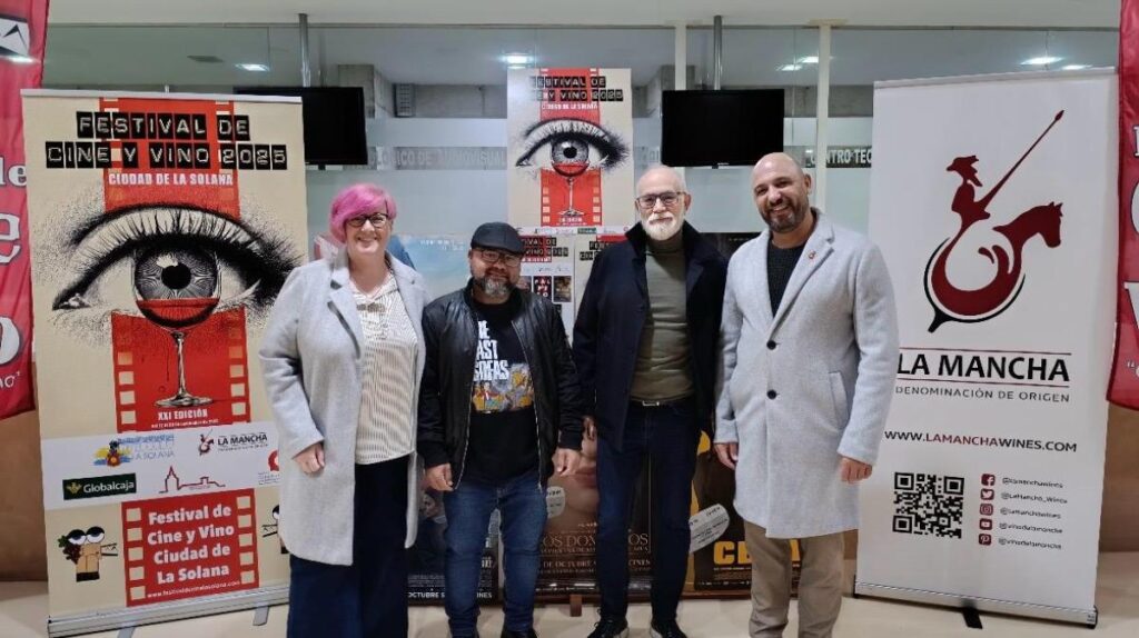 -Javier León con los concejales