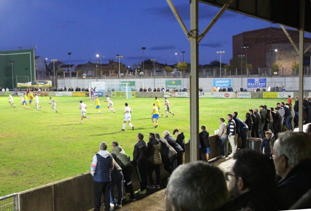 -Mucho público en La Moheda