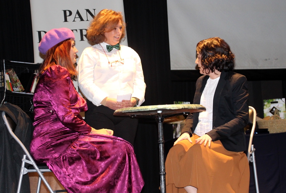 -Pan de Trigo teatro en honor a Carmen Martín Gaite y Ana María Matute