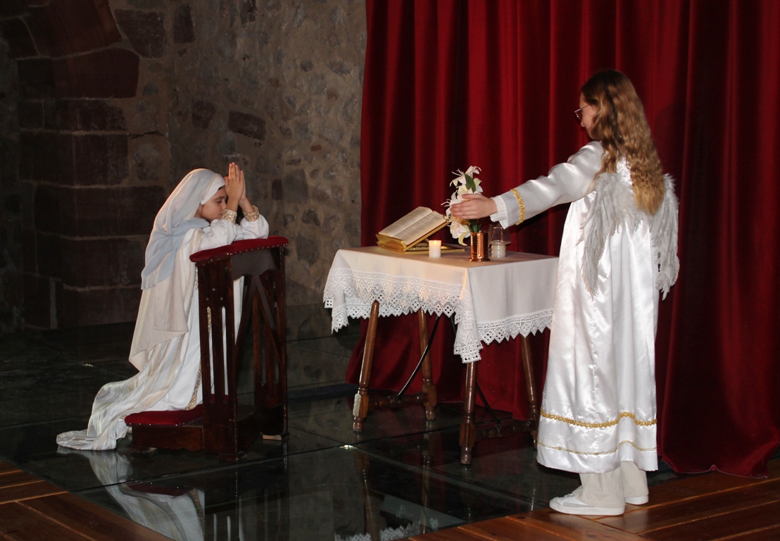 -Belén viviente escena parroquia