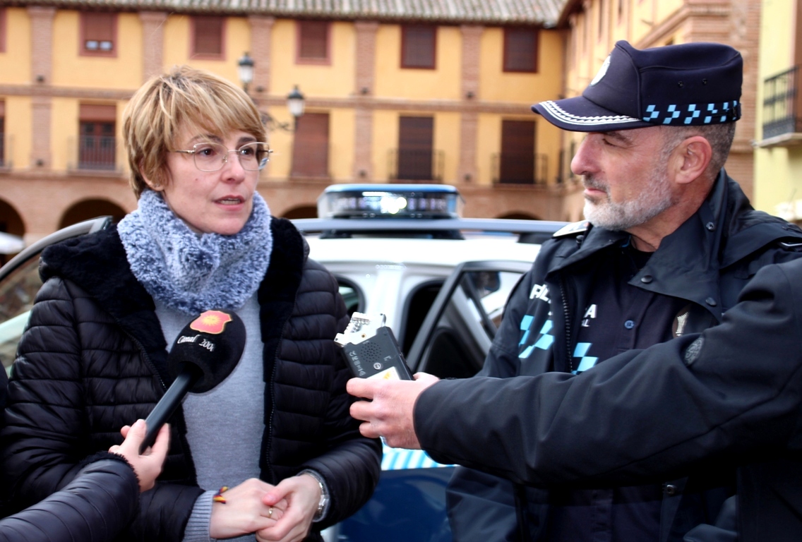 -Entrevista coche policía