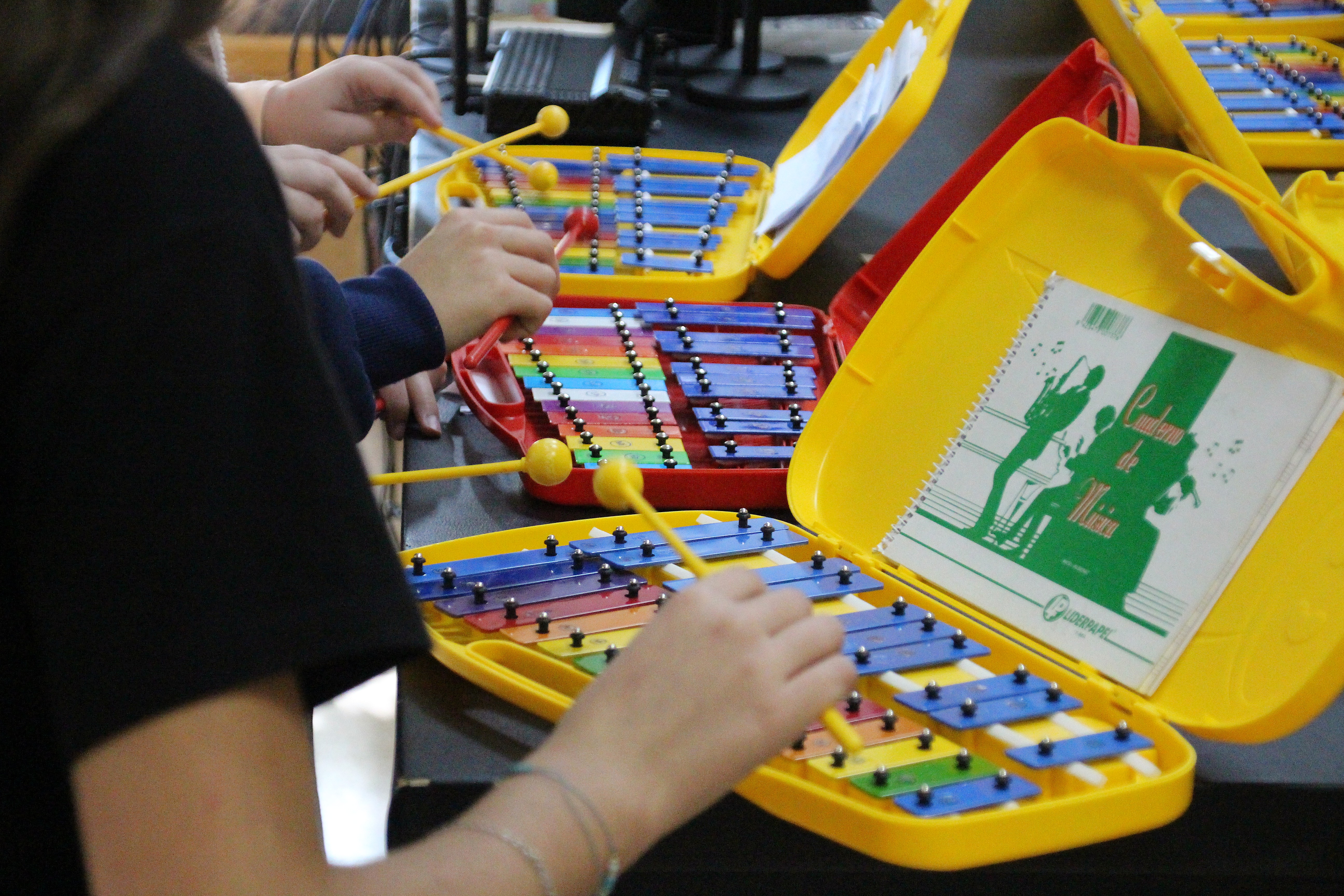IES Modesto Navarro enhances zarzuela education through engaging activities
